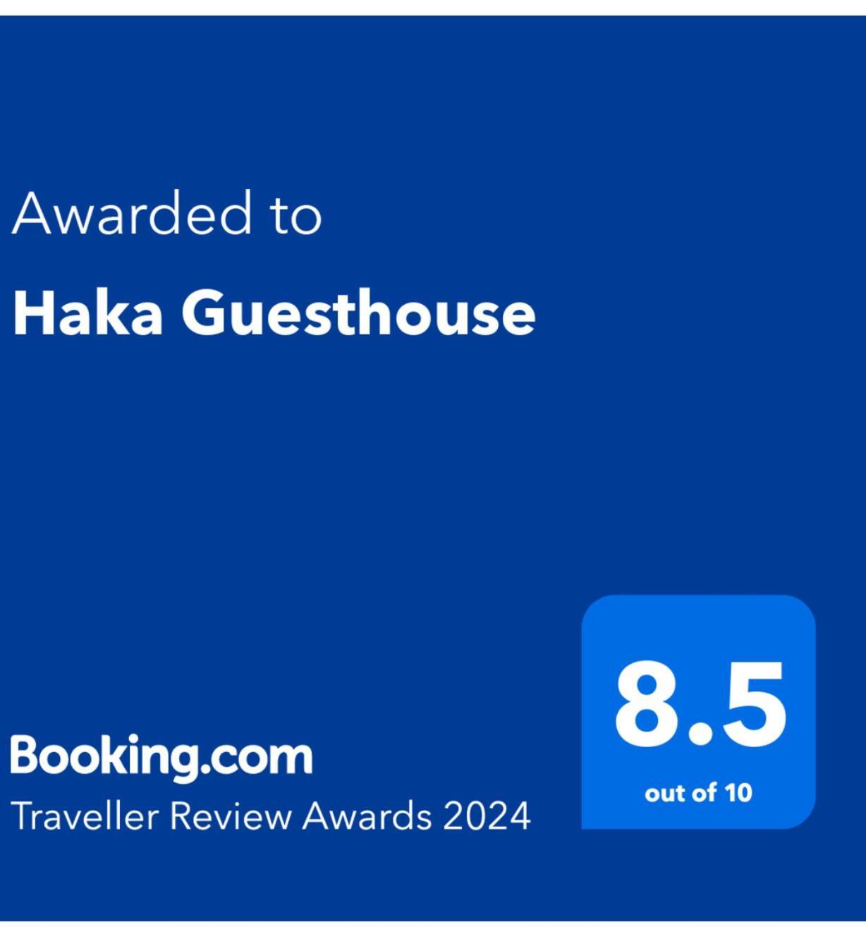 Haka Guesthouse Golem  Buitenkant foto